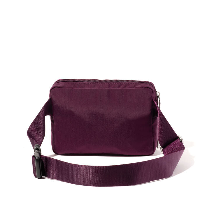 Baggallini Modern Belt Bag Sling - Mûre