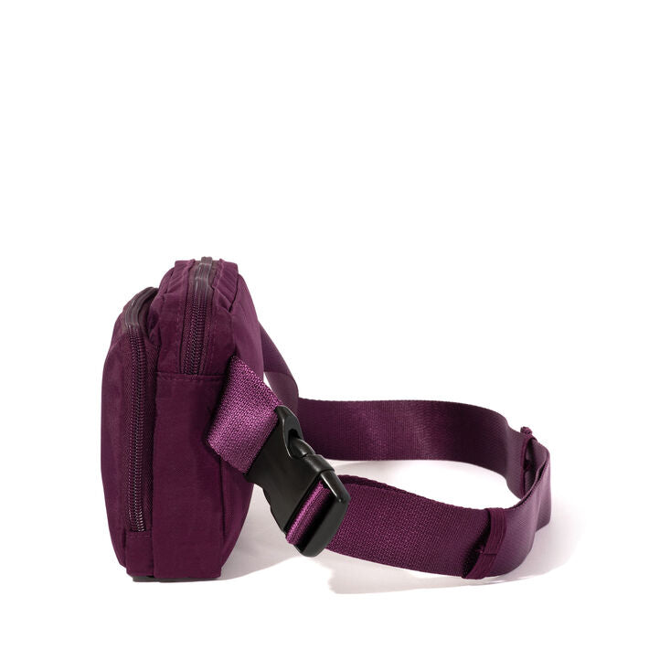 Baggallini Modern Belt Bag Sling - Mûre