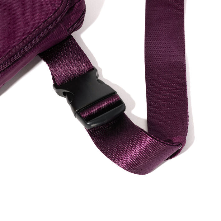 Baggallini Modern Belt Bag Sling - Mûre