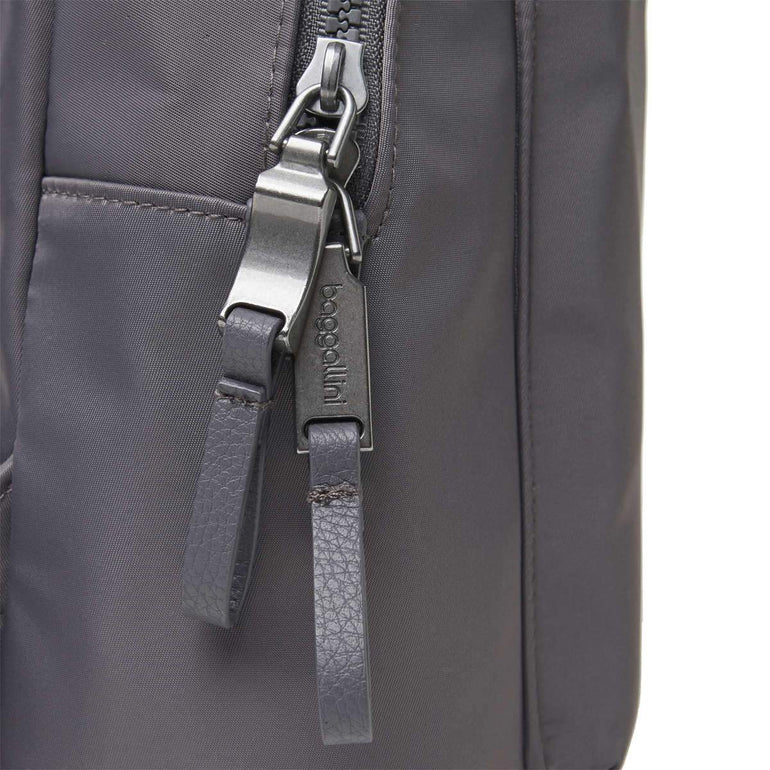 Baggallini Central Park Backpack