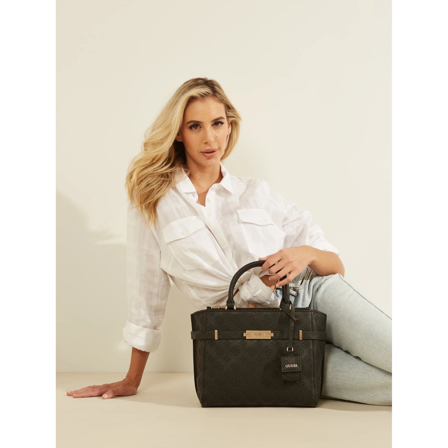 GUESS Bea Society Satchel