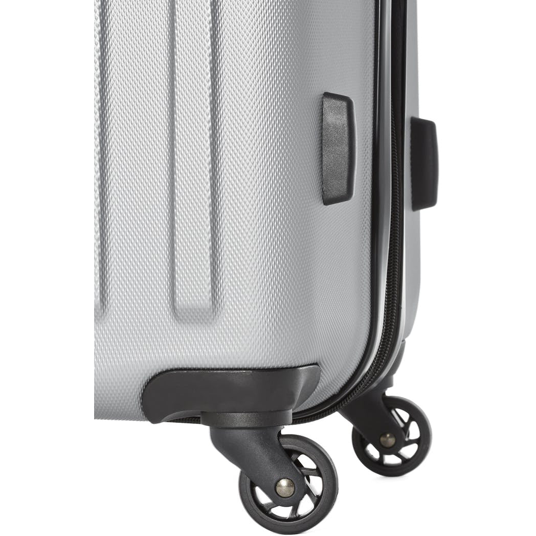 swissgear la sarrine large silver luggage